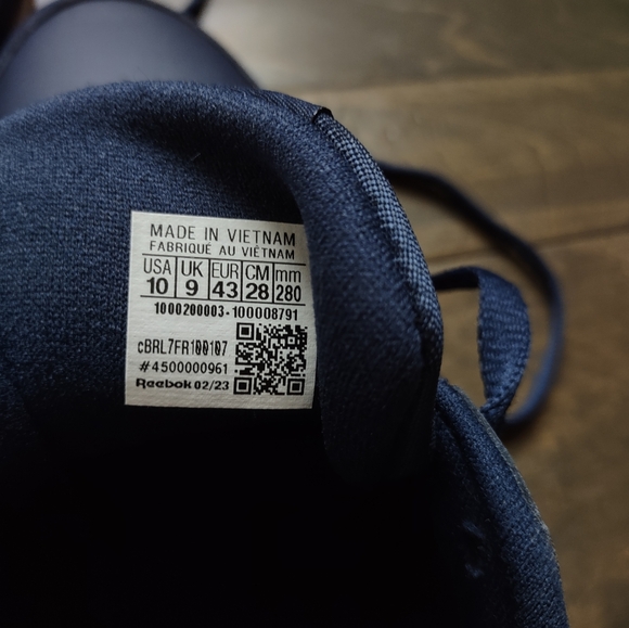 Reebok Classic Leather Sneakers Navy Blue NWOB - Picture 7 of 8